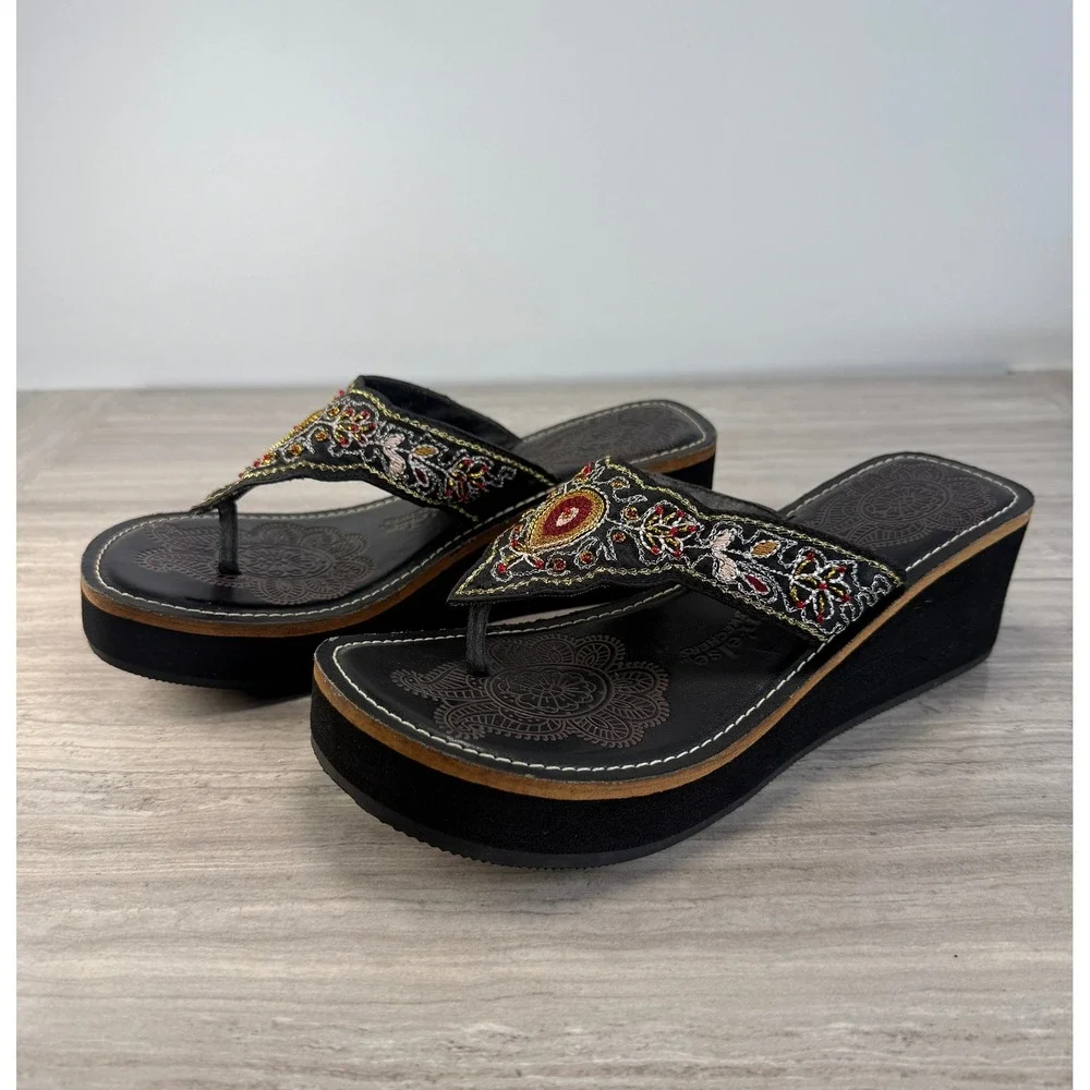 Skechers Somethin Else Vintage Y2K Boho Embroidered Leather Wedge Sandals 8.5